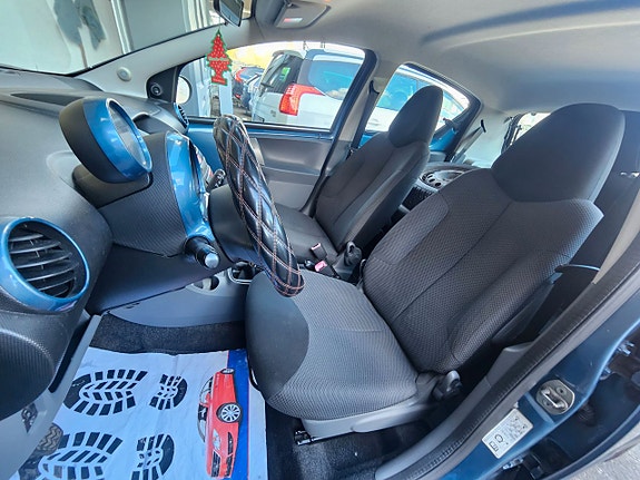 Toyota Aygo 11 of 11