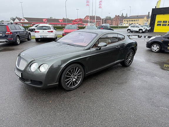 Bentley Continental GT 2 of 5