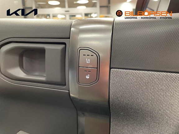 Kia EV3 13 of 14