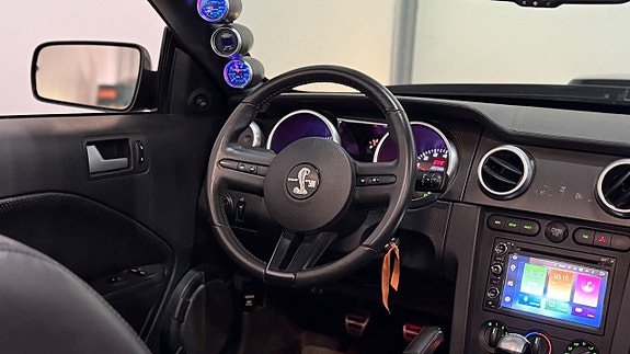 Ford Mustang 15 of 19