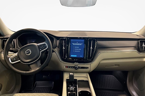 Volvo XC60 8 of 11