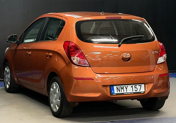 Hyundai i20 7 of 13