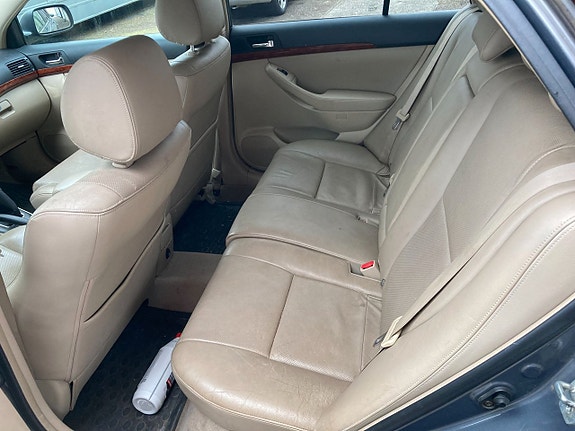Toyota Avensis 9 of 10