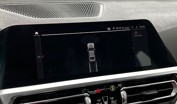BMW 330e 16 of 30