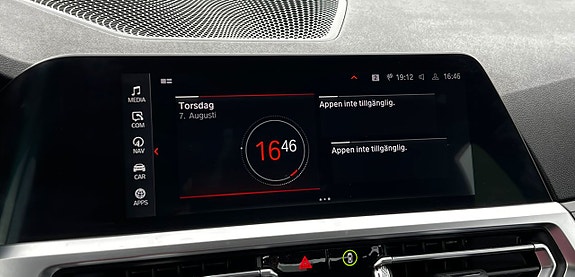 BMW 330e 27 of 30