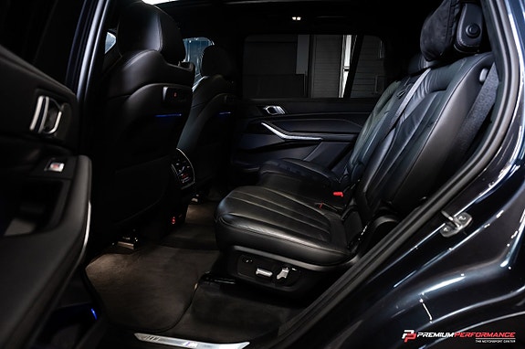 BMW X7 28 of 30
