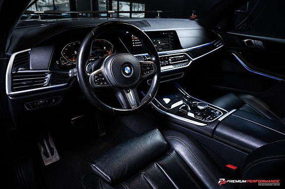 BMW X7 9 of 30