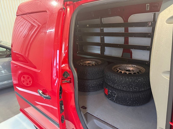Volkswagen Caddy Maxi 9 of 10