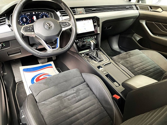 Volkswagen Passat 3 of 5