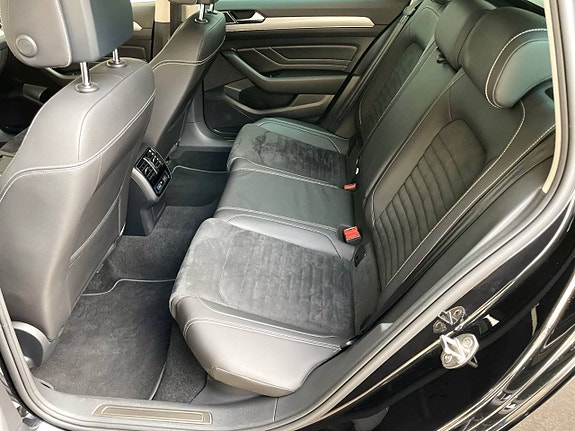 Volkswagen Passat 7 of 10
