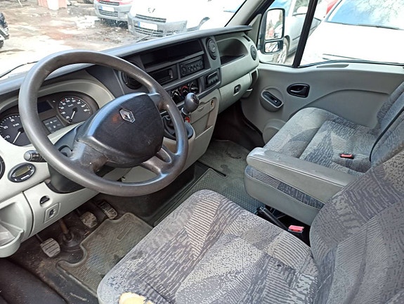 Renault Master 9 of 10
