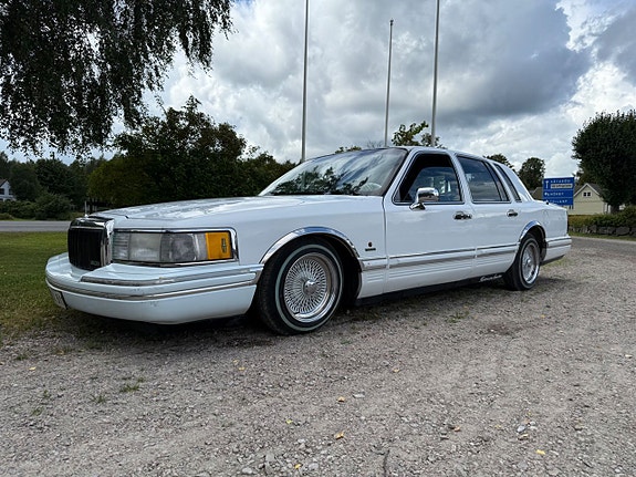 Lincoln Town Car