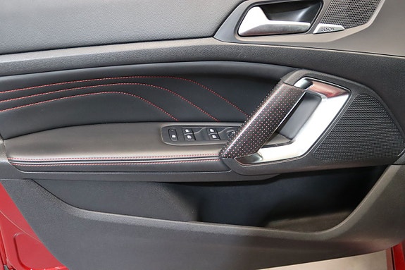 Peugeot 308 22 of 28