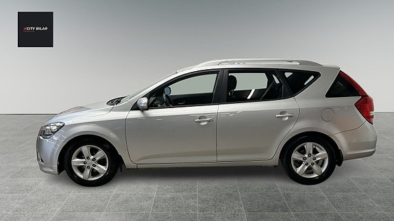 Kia Ceed 8 of 15