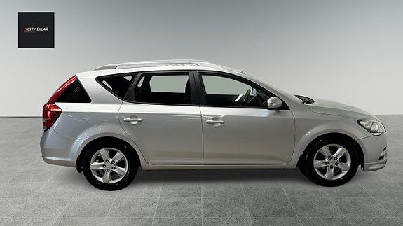 Kia Ceed 4 of 15