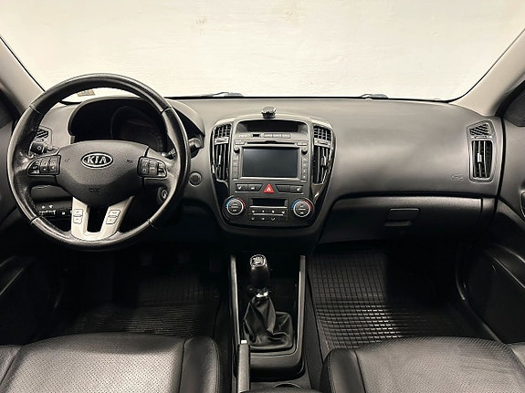 Kia Ceed 13 of 15