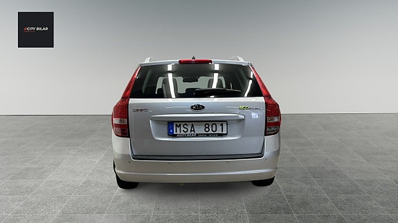 Kia Ceed 6 of 15
