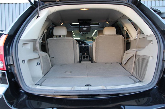 Chrysler Pacifica 9 of 15