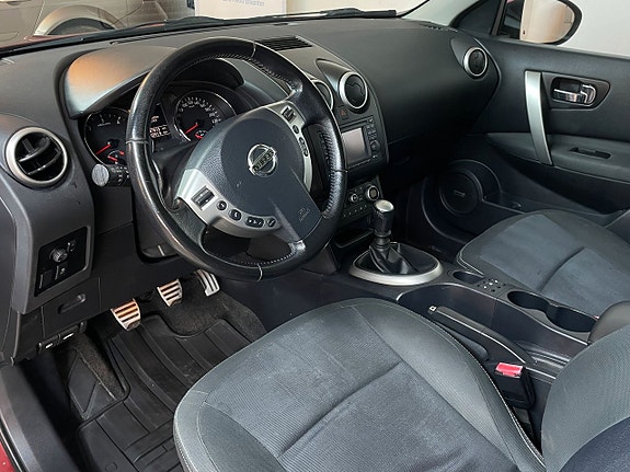 Nissan Qashqai+2 2 of 5
