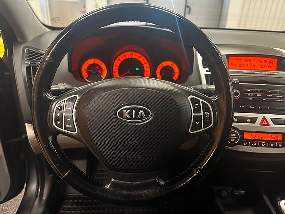 Kia Ceed 9 of 18