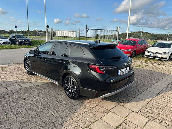Toyota Corolla 2 of 20