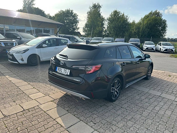 Toyota Corolla 3 of 20
