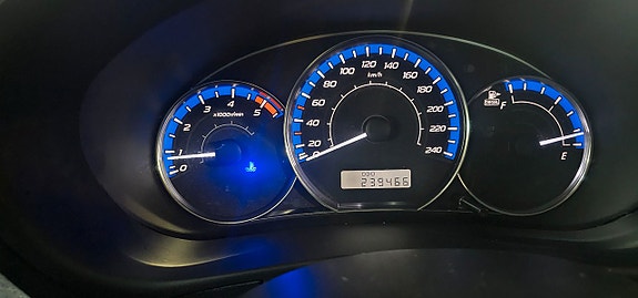 Subaru Impreza 11 of 14