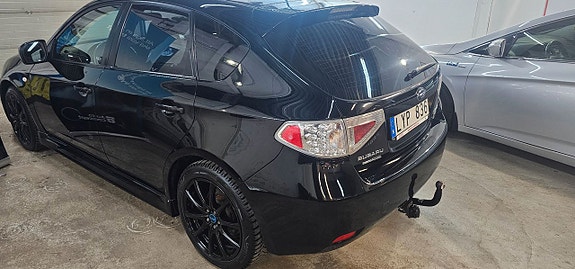 Subaru Impreza 6 of 14