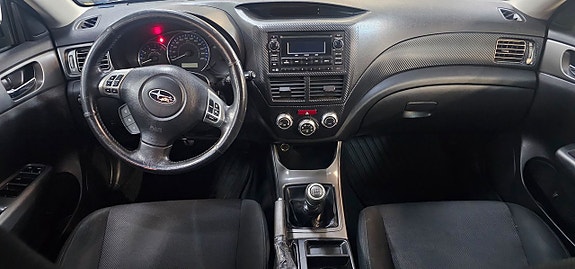 Subaru Impreza 10 of 14