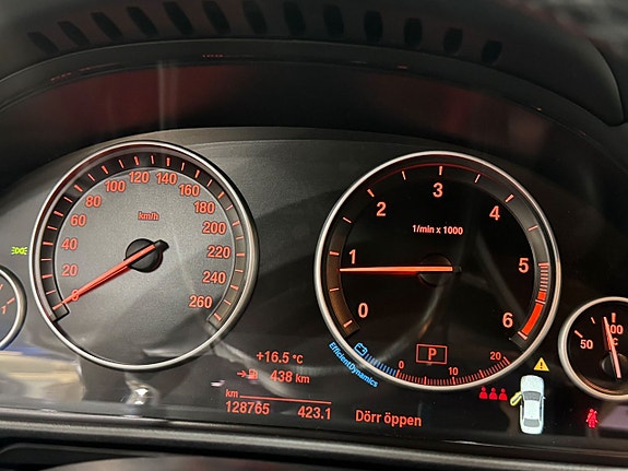 BMW 520 13 of 15
