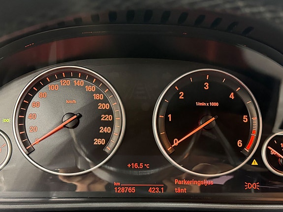 BMW 520 10 of 15