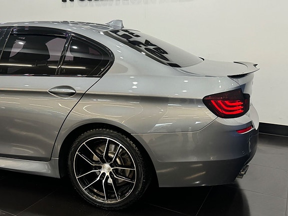 BMW 520 4 of 5