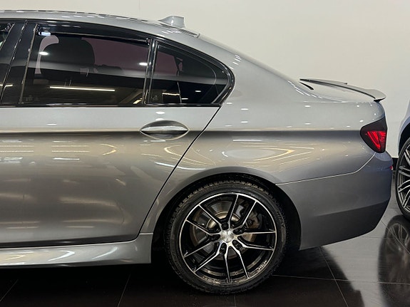 BMW 520 5 of 5