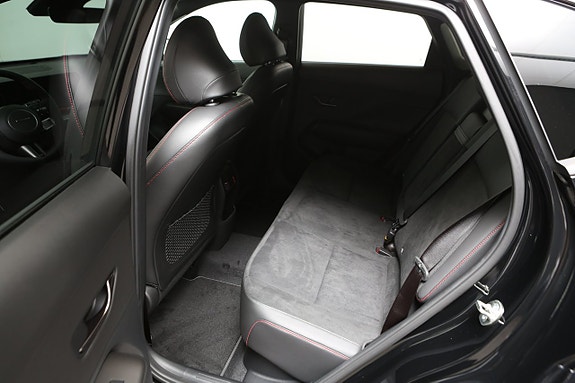 Hyundai Kona 10 of 27