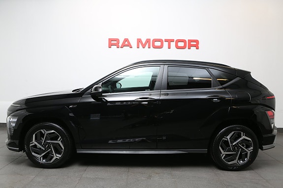 Hyundai Kona 2 of 5
