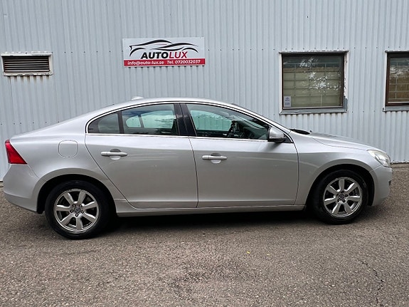 Volvo S60 4 of 10
