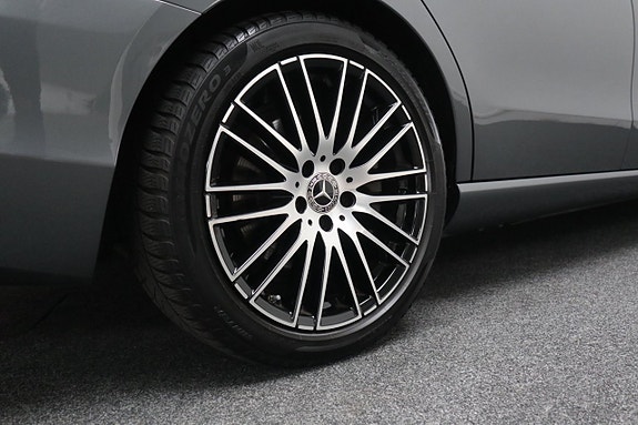Mercedes-Benz C180 23 of 23