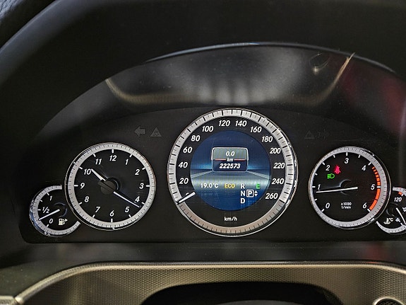 Mercedes-Benz E-Klass 9 of 9