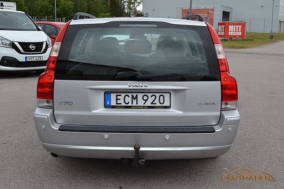 Volvo V70 6 of 18