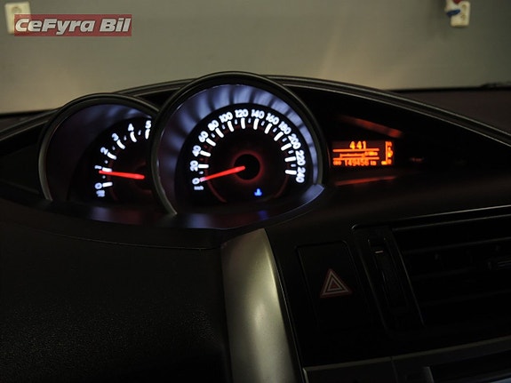 Toyota Verso 16 of 16