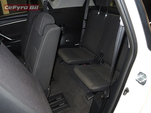 Toyota Verso 13 of 16