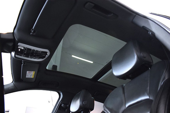 Porsche Macan S 22 of 25