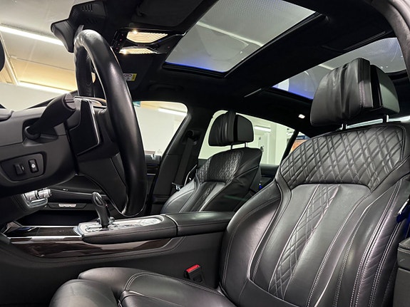 BMW 730 11 of 27