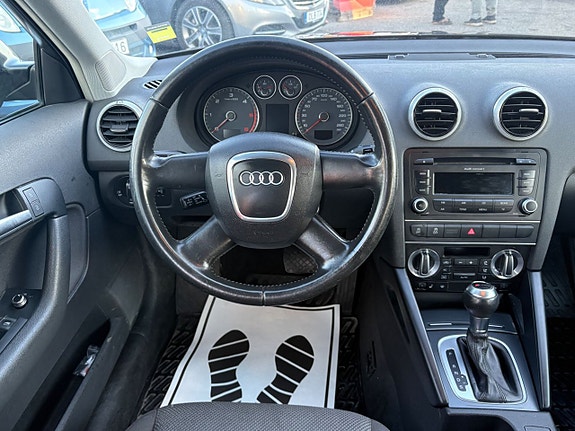 Audi A3 4 of 5