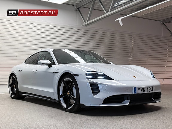 Porsche Taycan Turbo