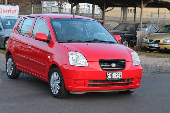 Kia Picanto 2 of 9