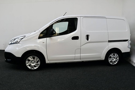 Nissan e-NV200 3 of 5