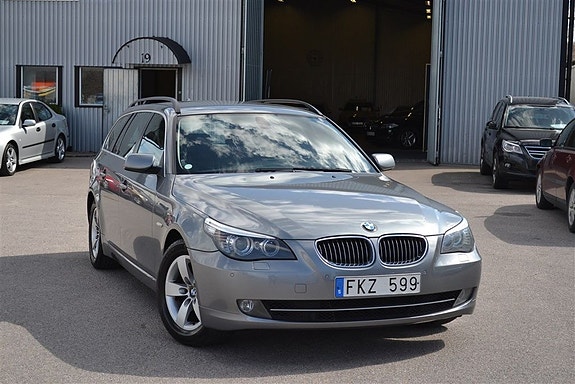 BMW 525 2 of 5