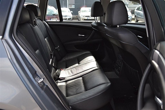 BMW 525 9 of 12