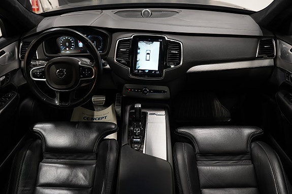 Volvo XC90 13 of 30